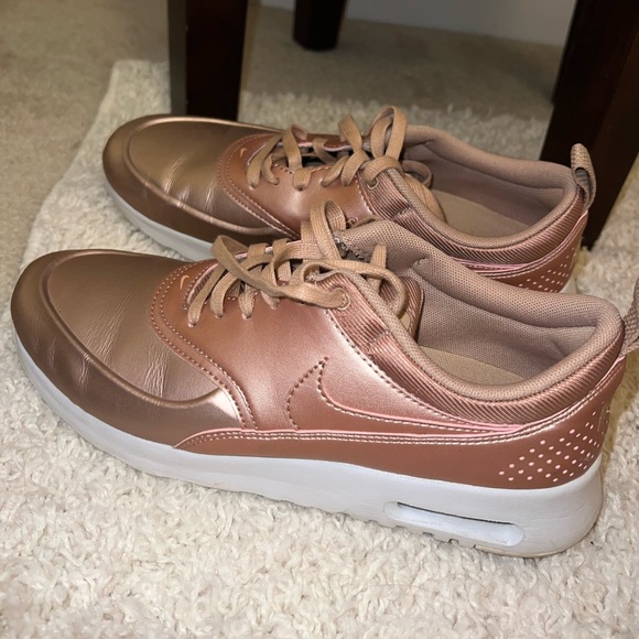 Nike Air Max Thea Rose Gold- Women’s 8.5 - Picture 1 of 3